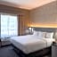 Comfort Suites Galveston Cruise Port Area - Beachside