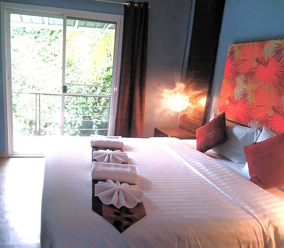 โรงแรมวิลลา พาราดี