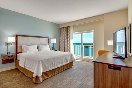 1 King Beach View Suite Microwave Fridge Non-Smoking