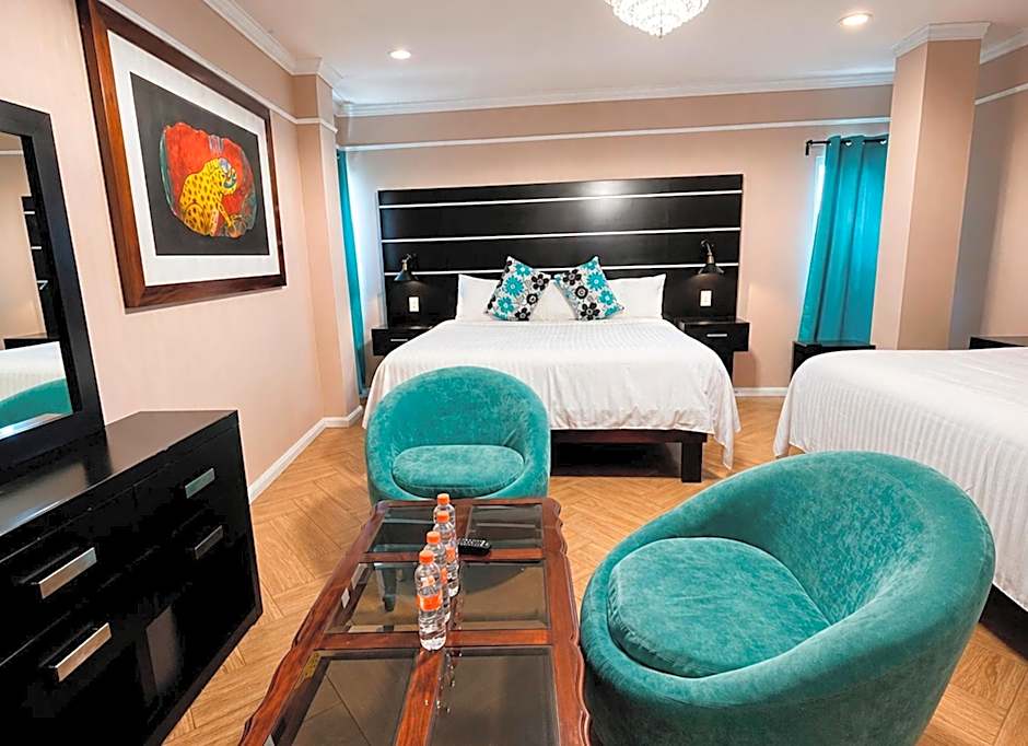 Hotel Cacaxtla Collection