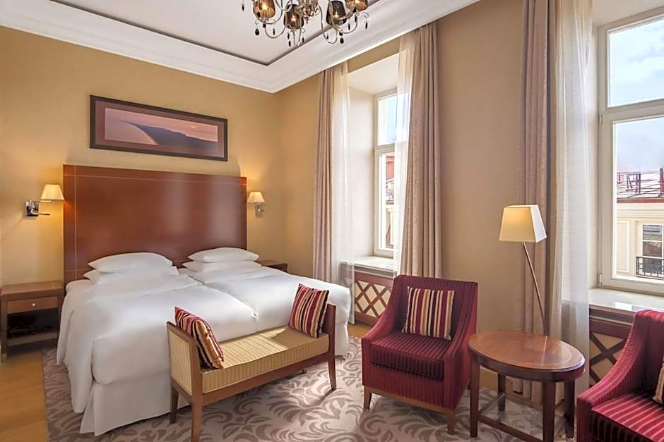 Grand Hotel Vilnius, Curio Collection by Hilton