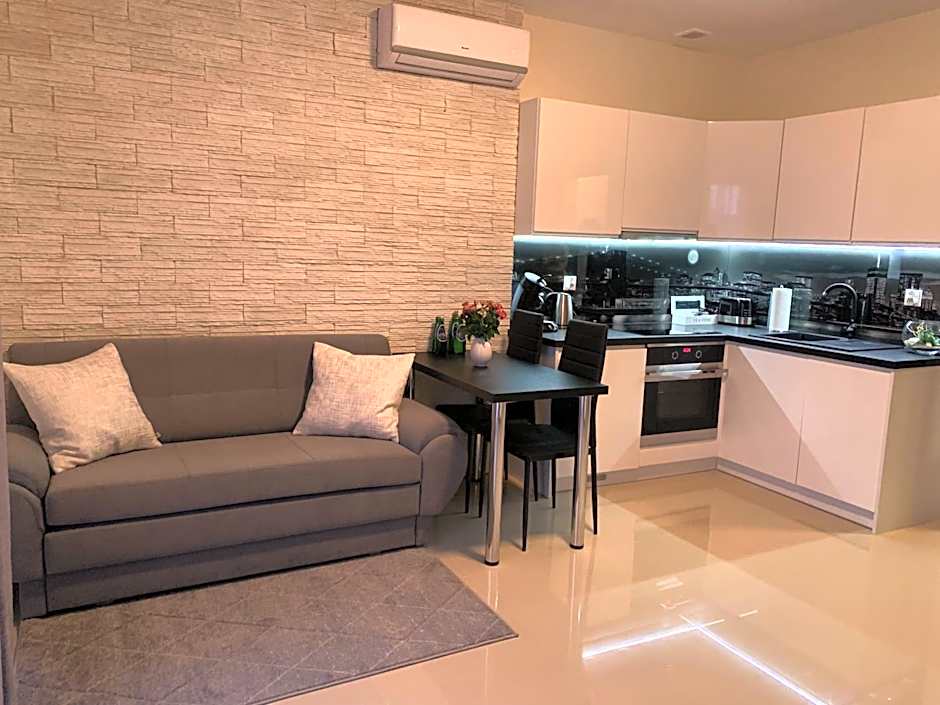 Aparthotel Koroni Home