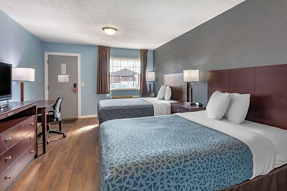 Econo Lodge Inn & Suites Sandusky South