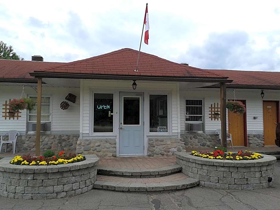 Deep River Motel