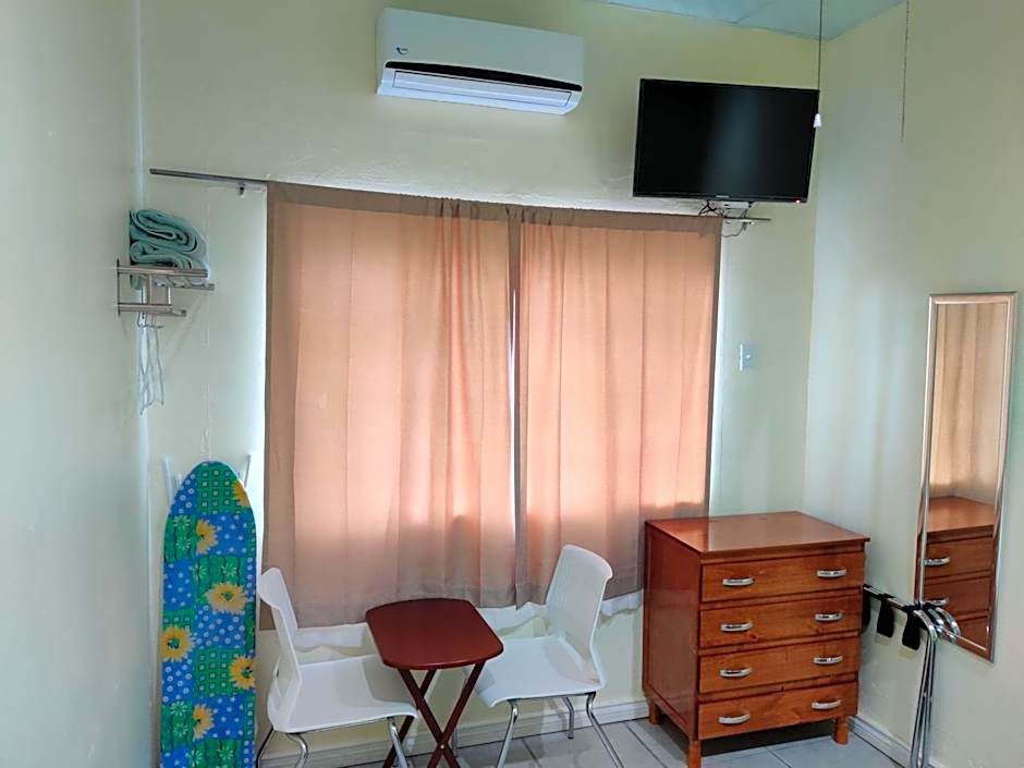 Woodbrook on the Avenue