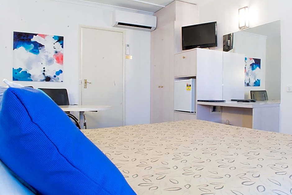 Alexander Motor Inn & Apartments