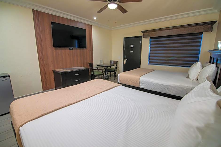 Hotel Siesta Real