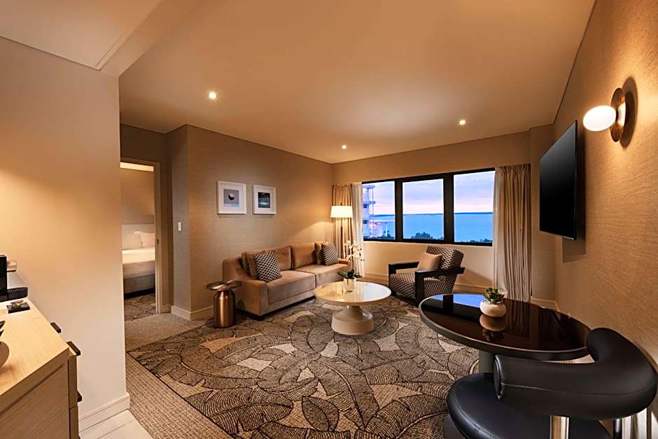 Hilton Darwin