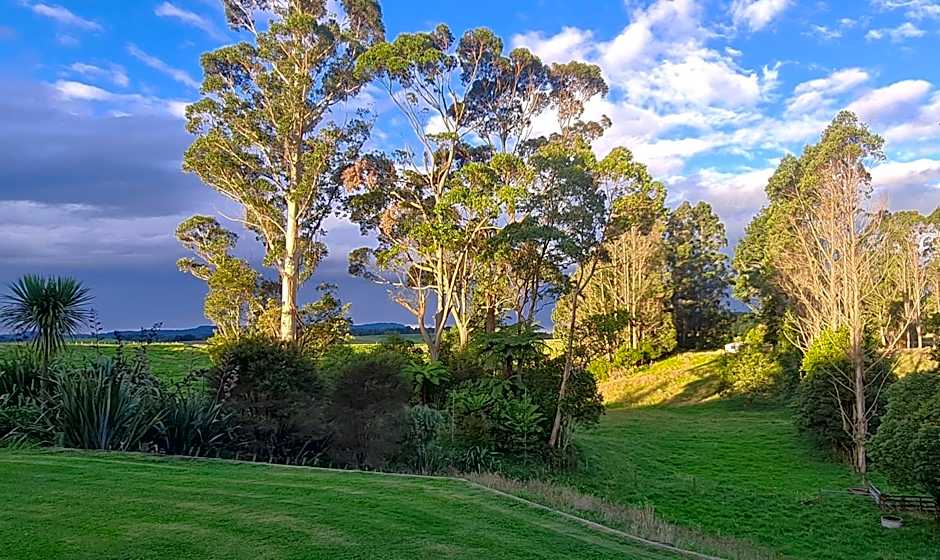 Rolling Hills Country Stay B&B