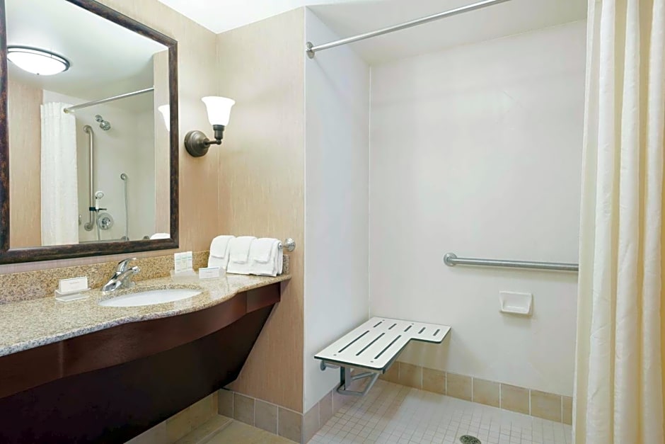 Homewood Suites by Hilton Minneapolis/St Paul New Brighton