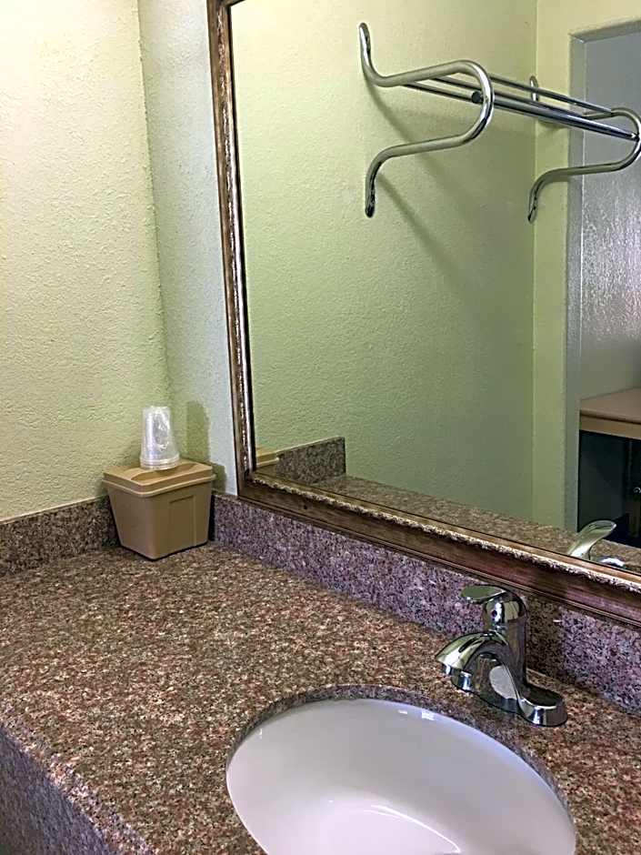 Budget Inn
