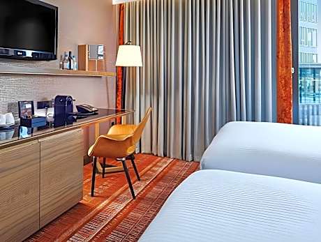 Twin Deluxe Plus Room