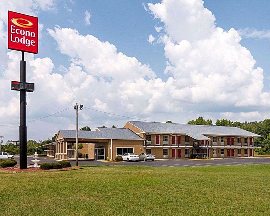 Photo 1 of 20 of Econo Lodge Pine Bluff