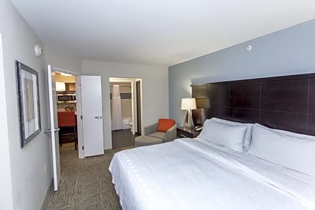 One-Bedroom Suite