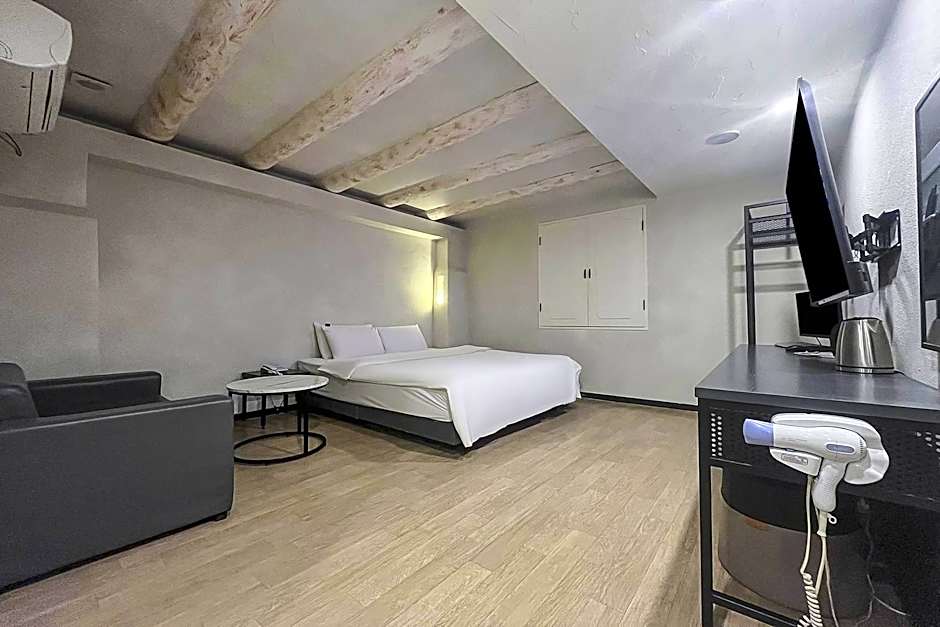 Hotel Joy