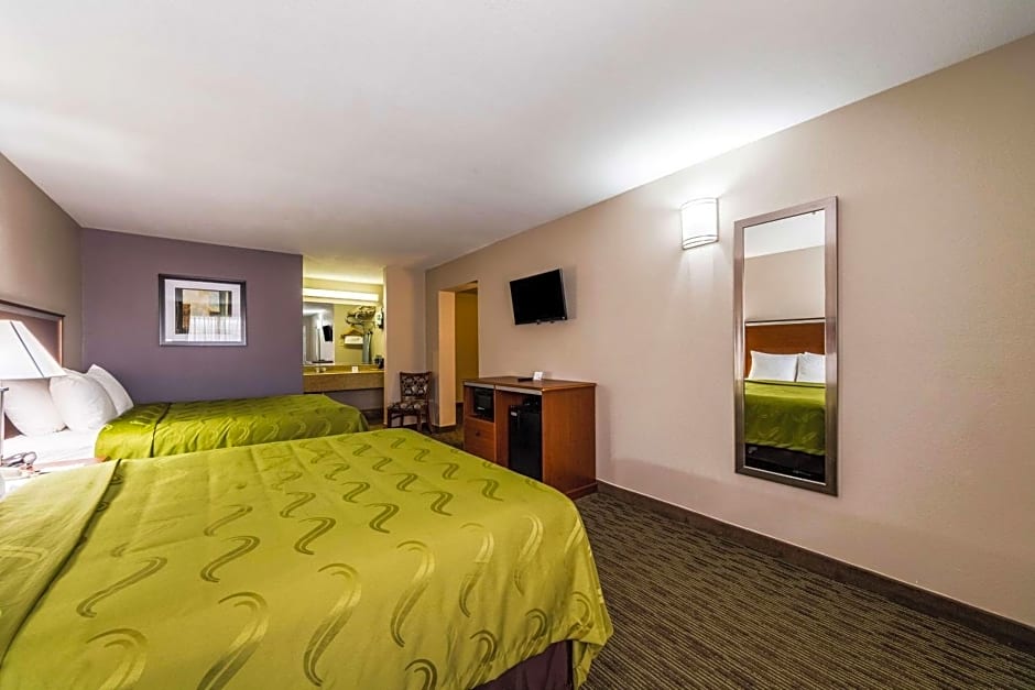 Quality Inn University Near Downtown