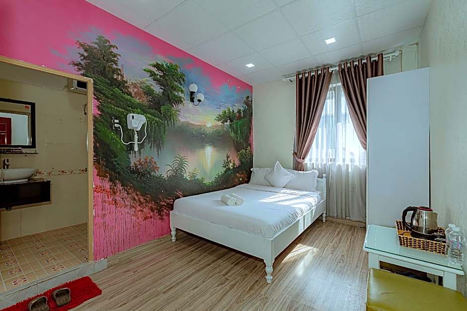 Ken's Backpackers Hotel