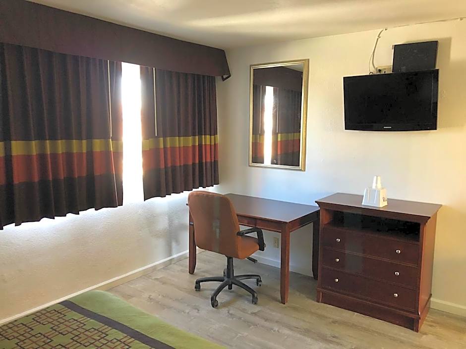 Americas Best Value Inn Visalia
