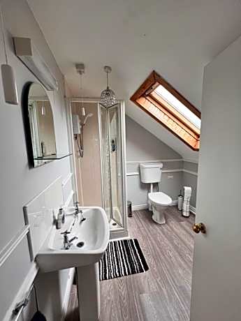 Standard Double Suite