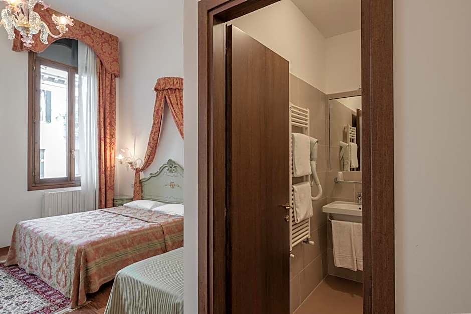 Hotel al Sotoportego