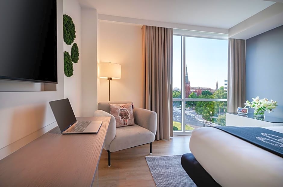 Hotel Zena Washington DC, a Viceroy Urban Retreat