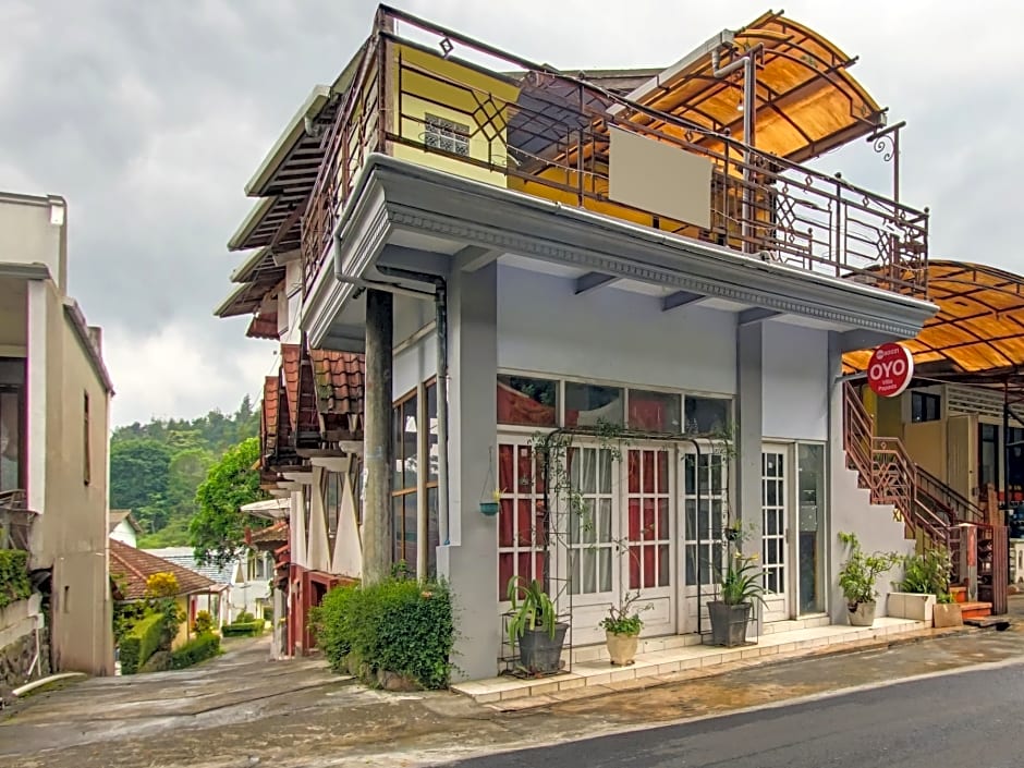 OYO 90031 Villa Papada