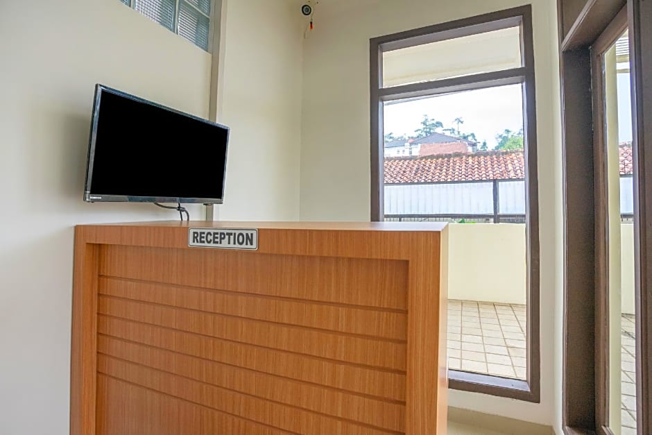 OYO 3209 Hegarbudhi Residence