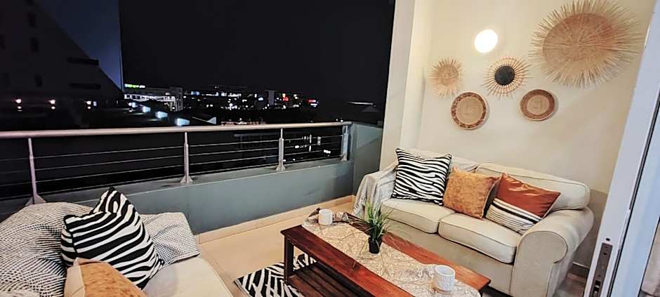 Gateway Oceans - 2 Adults & 4 Children ONLY - Families or 1 Couple only - No parties