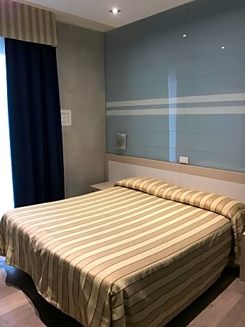 Elegance Double Room with access to the Beach