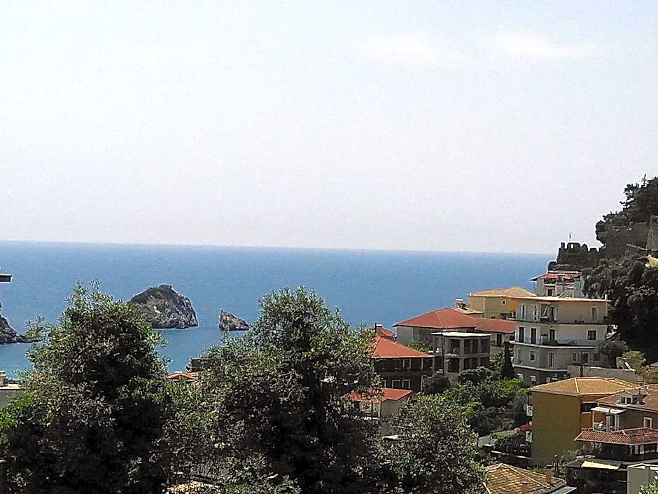Studios Spiros Parga
