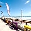 Luxury Beachfront Studio - Private Balcony with Ocean View - Heated Pool - Hot Tub - Tiki Bar - Sauna