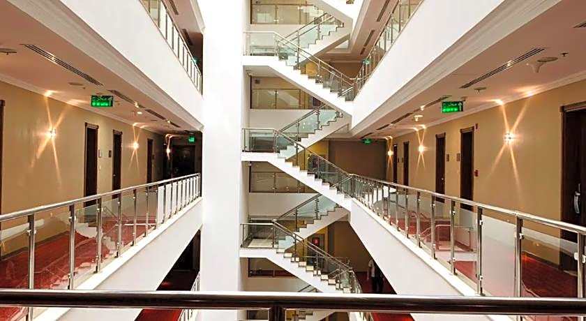 Sapphire Plaza Hotel