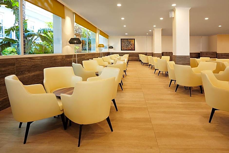 Hotel Las Arenas, Affiliated by Melia