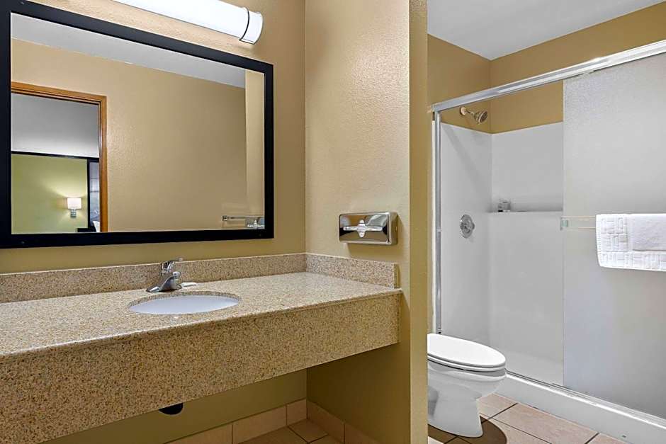 Super 8 by Wyndham Crescent City