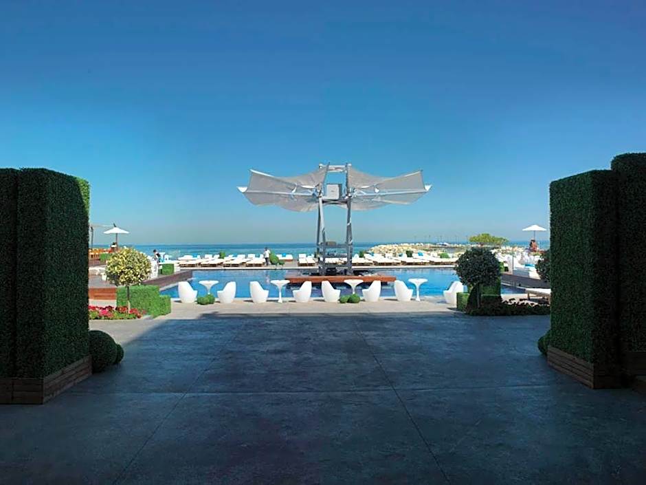 Veer Luxury Boutique Hotel & Beach Club