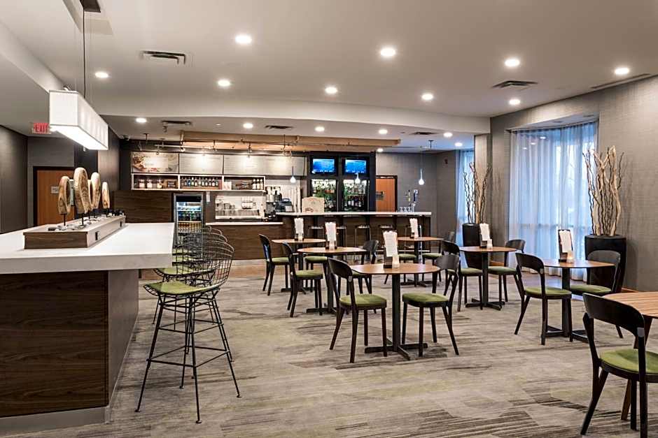 Courtyard by Marriott Toronto Vaughan