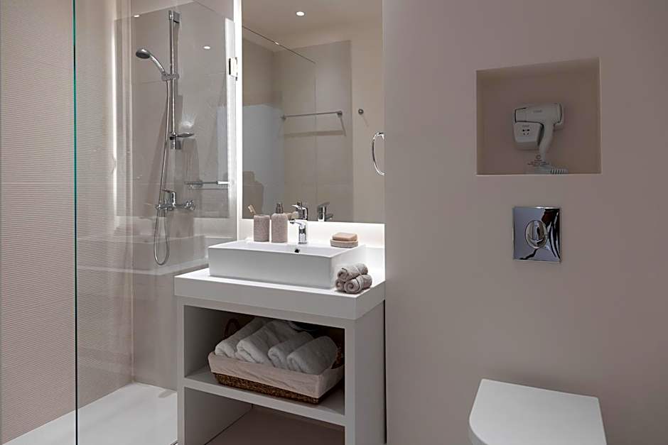 Gallery Suites & Residences