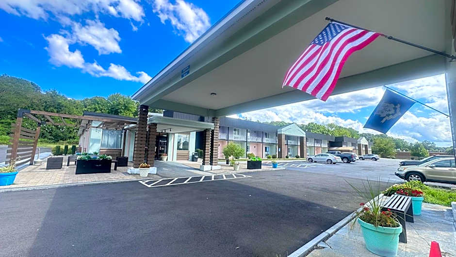 Days Inn by Wyndham Southington