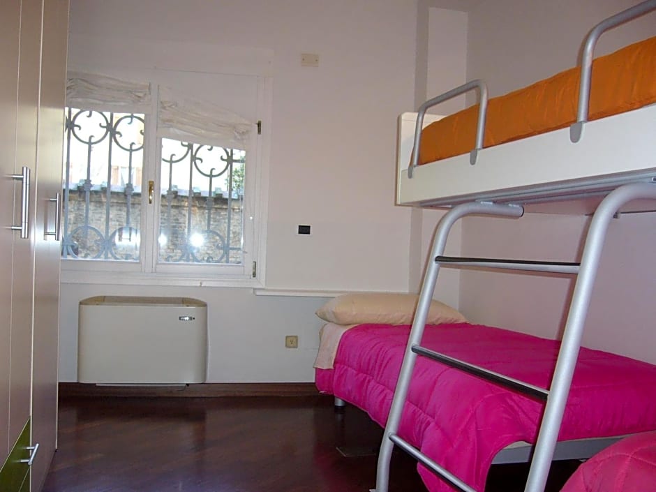 IL CASTELLO HOSTEL BOUTIQUE