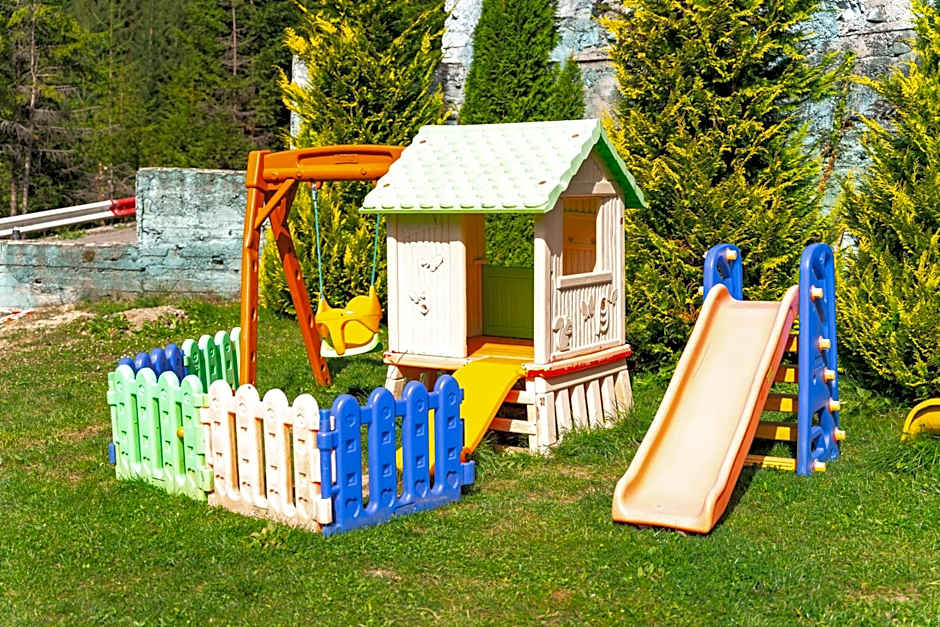 Piscul Negru Hotel - Transfagarasan