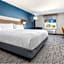 Holiday Inn Express & Suites Williamsburg By IHG