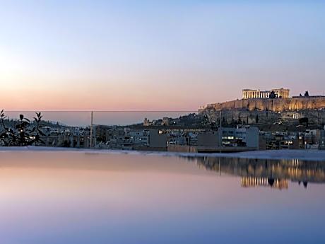 Monastik Living in Athina