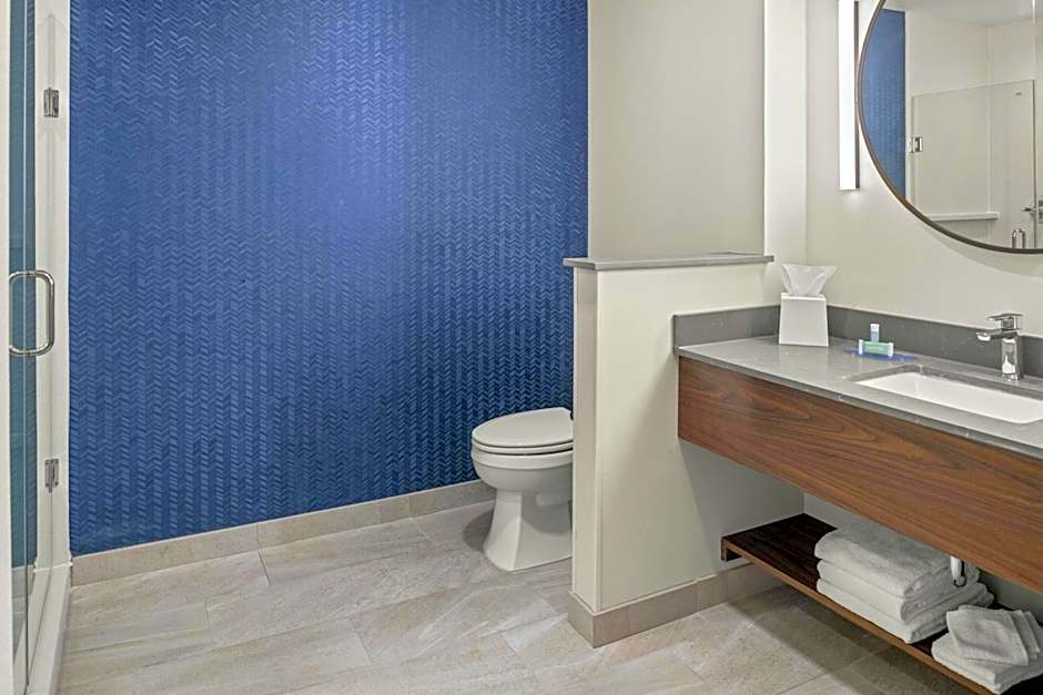 Fairfield by Marriott Inn & Suites Winters Davis