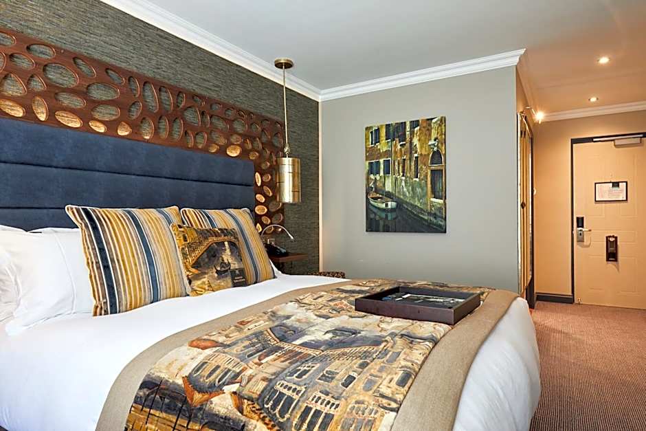 Woughton House Hotel