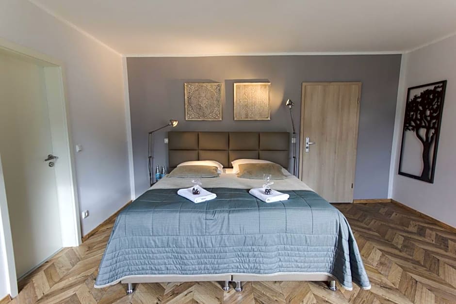 TM Suites