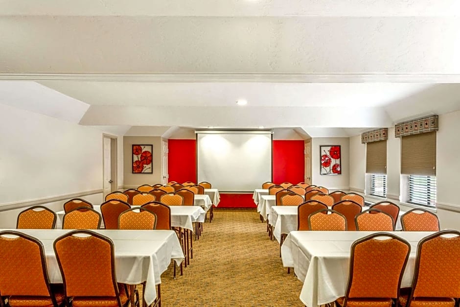 Ramada by Wyndham Salt Lake City