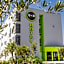 B&B HOTEL Saint-Martin-de-Crau Alpilles Camargue