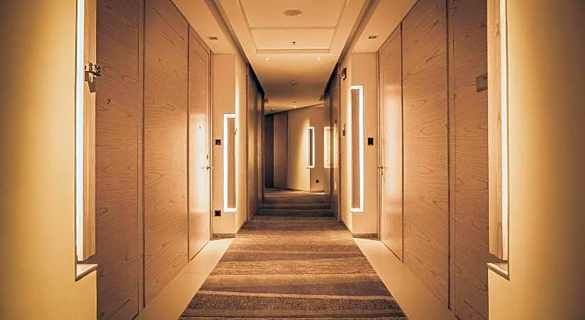 Renaissance Haikou Hotel