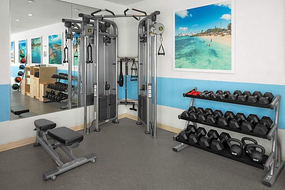 Courtyard by Marriott Nassau Downtown/Junkanoo Beach