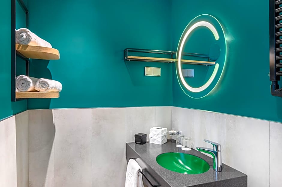 Hotel Oktogon Haggenmacher by Continental Group